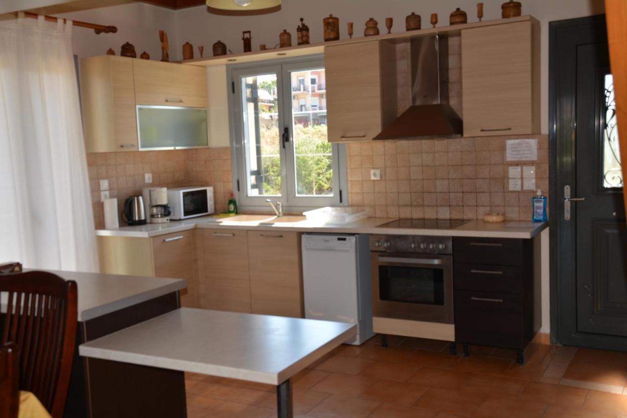 Lotus Sea View Apartments Lixouri Ngoại thất bức ảnh