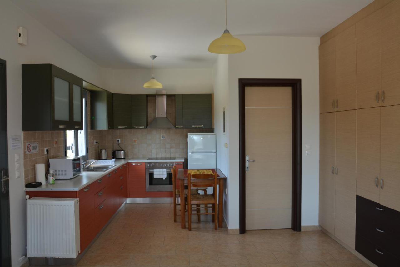 Lotus Sea View Apartments Lixouri Ngoại thất bức ảnh