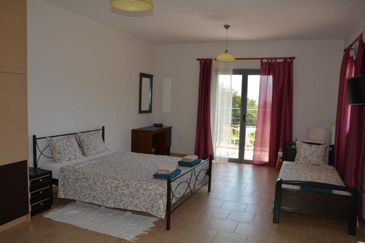 Lotus Sea View Apartments Lixouri Ngoại thất bức ảnh