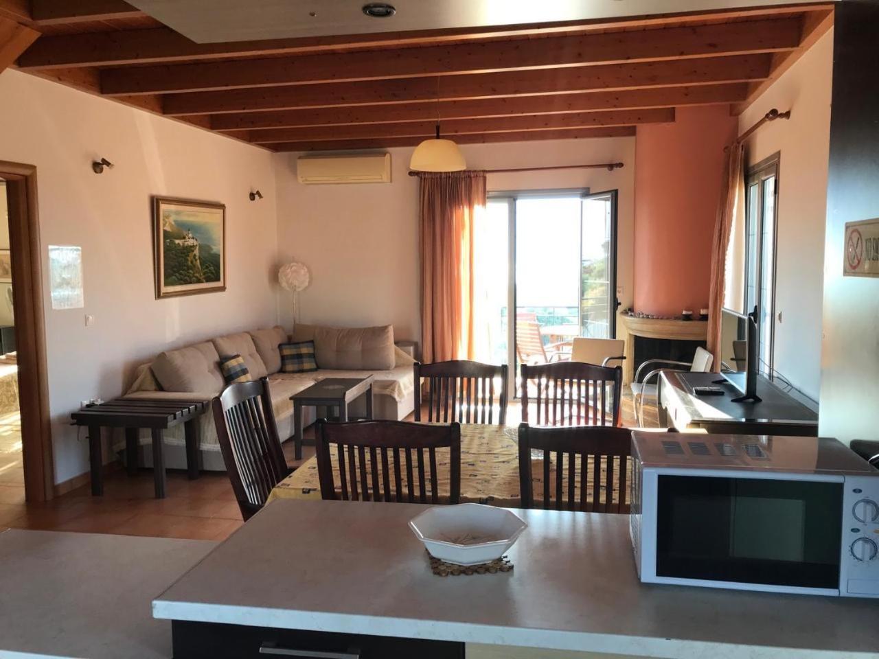 Lotus Sea View Apartments Lixouri Ngoại thất bức ảnh