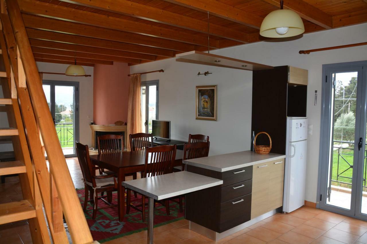 Lotus Sea View Apartments Lixouri Ngoại thất bức ảnh